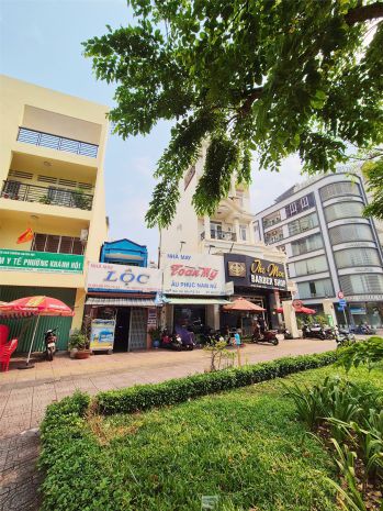 Ngộp bank nhà mt bến vân đồn quận 4 view sông đối diện 7597554