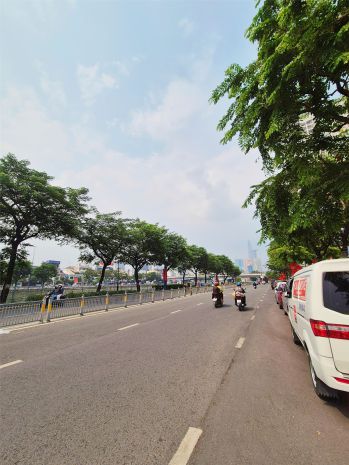 Ngộp bank nhà mt bến vân đồn quận 4 view sông đối diện 7597556