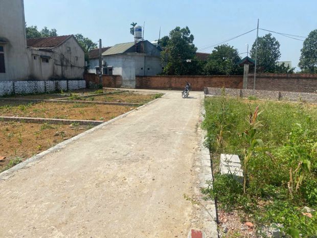 Đất thôn cánh chủ, xã bình yên, thạch thất, sát khu hoà 7597675
