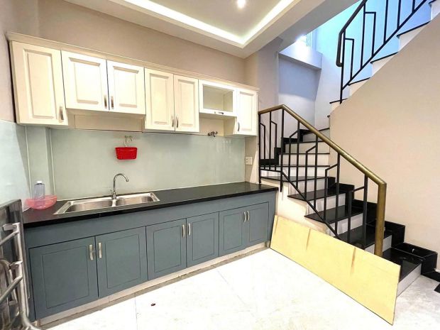 Bán nhà hẻm 10m trần quốc hoàn, phường 4, tân bình 4*15 7597763