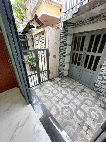 Nhà 2 tầng vị trí đẹp, hẻm thông 2mt hẻm hưng phú p8q8 cũ 7598422
