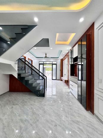 Bán nhà 2 tầng p.biên hòa,shr thổ cư,đường nhựa 2 ô tô,gần 7598492