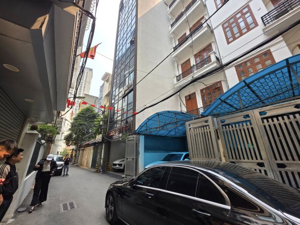 Bán nhà phân lô ô tô tránh trung kính, 104m2 6t mt 5m, ở 7598628