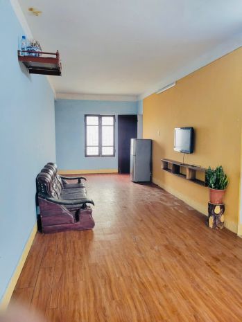 Cho thuê căn hộ tập thể giáo viên, tp thái bình  chỉ xách 7599331
