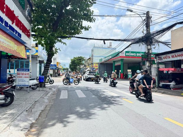 Bán nhà măt tiền  văn cao - gần nguyễn sơn,  chợ tân hương, 7600188