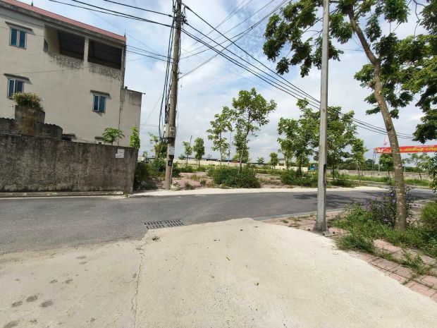 Chồng ốm, con thơ. cần bán gấp, 80m2, mt5m, 8.x tỷ, nguyên 7601463
