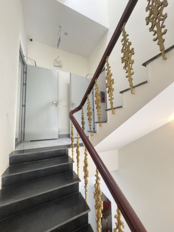 Tòa căn hộ mt đường 6m sát phan đăng lưu, 171m2, ngang 7601690
