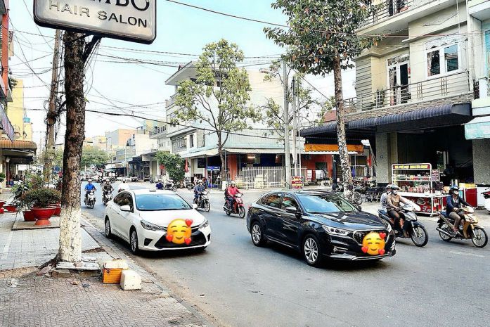 Bán gấp nhà mặt tiền đường nguyễn thị minh khai  trung tâm 7601956
