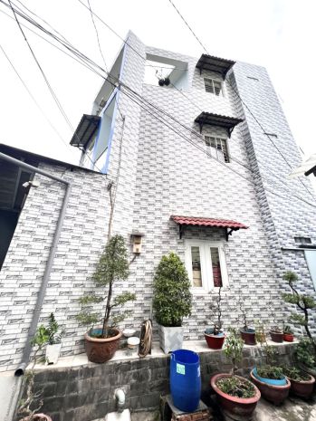 Bán nhà linh đông thủ đức 4 tầng  50m²  ô tô tới nhà 7603139