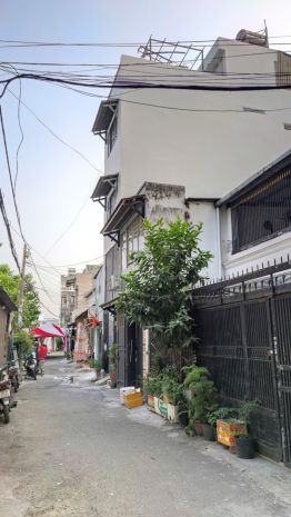 Bán nnhanh nhà nguyễn văn qúa q12  8 x13 chỉ 7,2 tỷ hxh 7603148