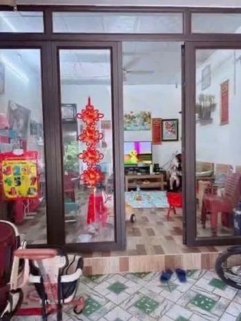Cần bán. gấp.   trong tuần. nhà  * cấp 4. - gần trung tâm 7603384