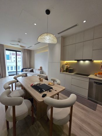 Bán nhà mới thạch bàn 11 tỷ 60m gần phố,gần công viên 7604953
