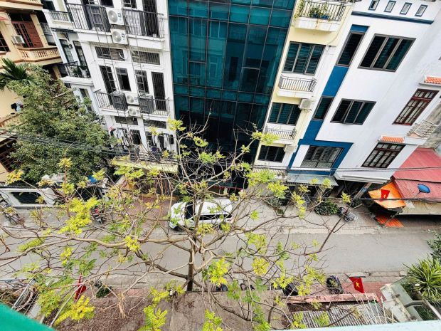 Cần bán nhà thạch bàn 11 tỷ 60m ngõ nông thông thoáng 7604957