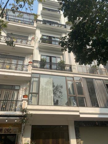 Nguyễn văn cừ ô tô lùi cửa 11 tỷ 55m gần phố,long biên 7604972