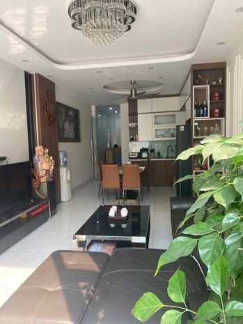 Nguyễn văn cừ ô tô lùi cửa 11 tỷ 55m gần phố,long biên 7604974