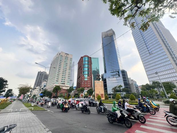 Quận 1: siêu phẩm 8 tầng mặt tiền thi sách, p.sài gòn - dt 7605205