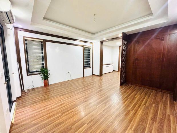Bán nhà phố quần ngựa văn cao, ô tô vào nhà, 90m, mặt tiền 7605448
