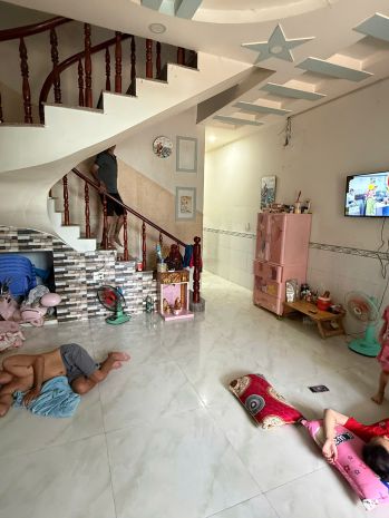 Chính chủ cần bán gấp  nhà đẹp huỳnh thị dậu  cách chợ 7605501