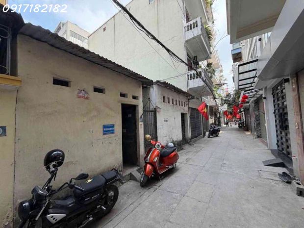 Bán nhà 56m²  số 28 đức giang, long biên  nhà cấp 4  giá 7607150