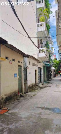 Bán nhà 56m²  số 28 đức giang, long biên  nhà cấp 4  giá 7607151