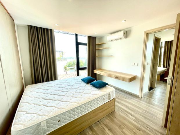 Bán tòa apartment võng thị, 265m2 9t mt khủng 16m, ô tô, 7607338