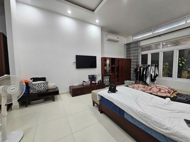 Bán biệt thự sân vườn 3 tầng  tp. nha trang

 - diện tích 7609150