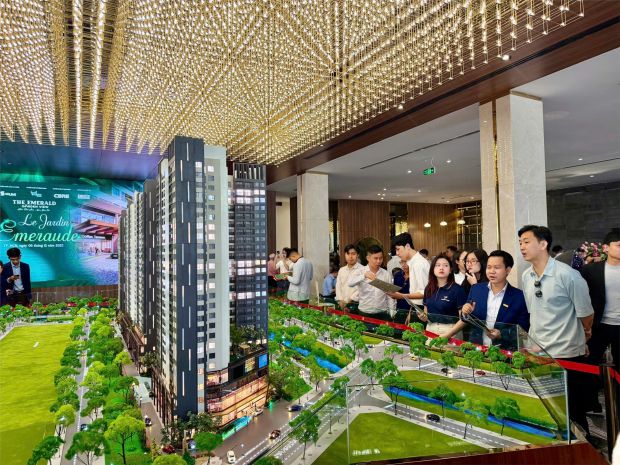 The emerald garden view chỉ thanh toán 15 sở hữu căn hộ 7609525