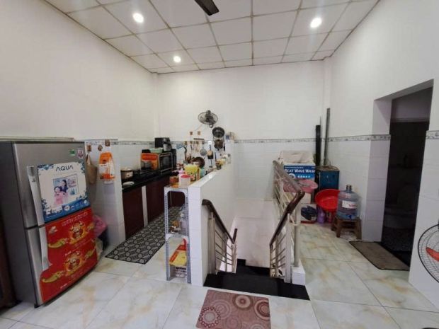 Bán nhà mặt tiền lê quát - gần hòa bình, cv đầm sen, 7610000