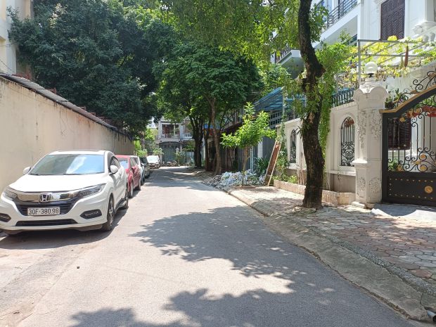Bán nhà lk trần bình cầu giấy hà nôi 25 tỷ. vỉa hè rộng ô tô 7610777