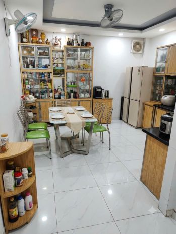 Đường 8m xe tải thông  sát mặt tiền thoại ngọc hầu  - gần 7610862