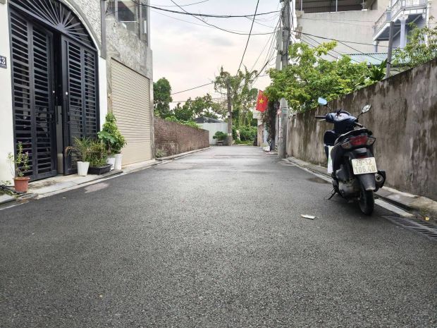 Ngõ thông, bãi xe 67m2, mt4m, ô tô, 4.9x tỷ, nam hồng, đông 7611407