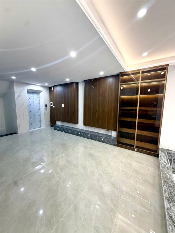 Bán nhà 6 tầng  ô tô vào nhà  hoàng mai - địa chỉ: số 3, 7611918