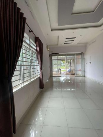 Bán nhà mặt tiền vành đai 103  gần siêu thị go! bmt 7612257