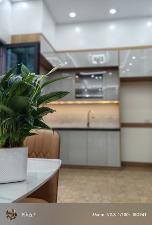 Bán nhà góc 3 tầng ngõ thông 2 ô tô tránh nhau phố nguyễn 7613025