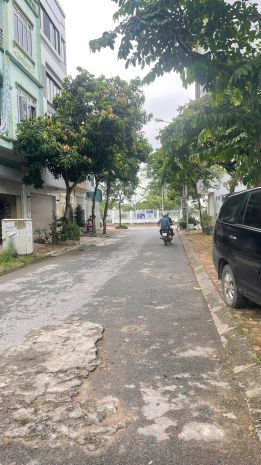 Hàng hiếm tái định cư gia lâm  đất đẹp đường 9m vỉa hè 7613589