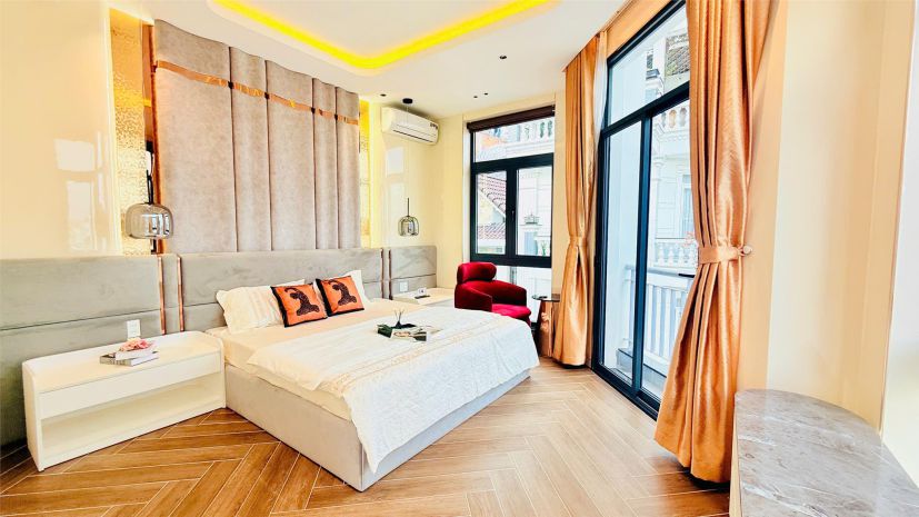 Lô góc, hẻm xe hơi thông, 6 tầng thang máy, full nội thất, 7613870
