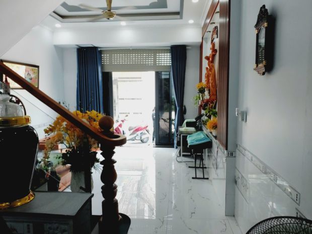 Bán nhà đẹp 2 tầng p.biên hòa,shr đường 2 ô tô,gần tttm 7613898