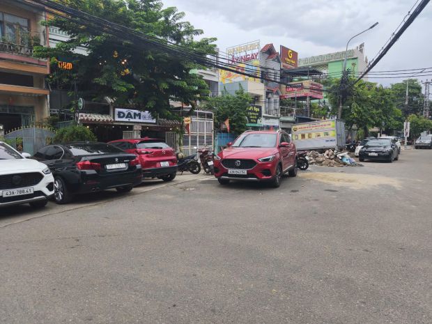 3.55 tỷ cạnh mt hải phòng, ô tô đỗ, 100m ra aeonmall, 7615930