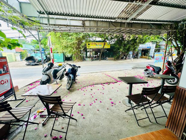 Sang quan cafe măt tiên lô goc nguyên xiên  nguyên 7616236
