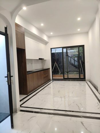 Chủ nhờ bán nhà 3t, 74m2,  mt4.7m, 3n, ô tô, thang máy, 7616571