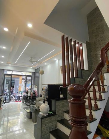 Khu vip liên khu 4-5  ô tô ngủ trong nhà  chỉ 5t95 7617169