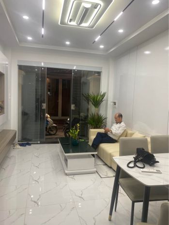 Bàn nhà phố hoàng hoa thám ,gần hồ tây lộng gió . 7618072