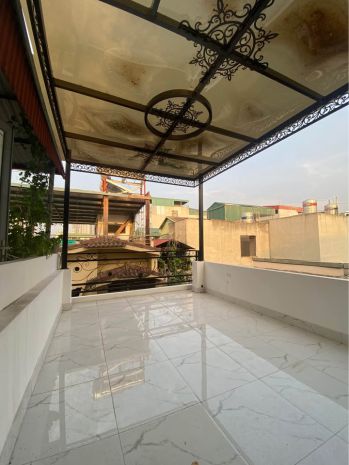 Bàn nhà phố hoàng hoa thám ,gần hồ tây lộng gió . 7618074