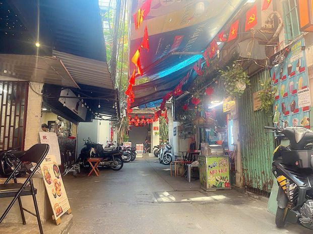 Quận 1: chính chủ xưa  bán shophouse một phần mặt tiền lê 7618091