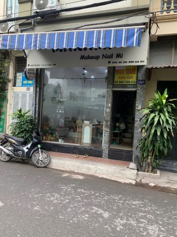 Cho thuê mặt bằng kinh doanh tầng 1  phố vũ hữu, giao 7619023