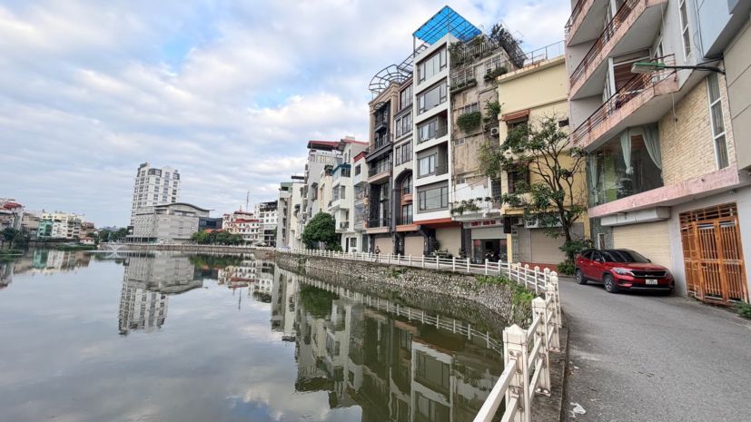 Bán nhà bồ đề 70m2- 7 tầng thang máy- mặt hồ - nội thất 7619610