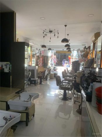 Hot hot  chính chủ cần bán nhà mặt tiền 153 đ. huỳnh văn 7620116