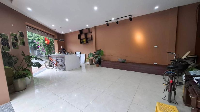 Cho thuê mặt bằng kinh doanh phố ngọc thụy - vỉa hè, ô tô - 7620217