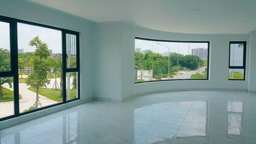 Cho thuê mặt bằng kinh doanh phố ngọc thụy - vỉa hè, ô tô - 7620218
