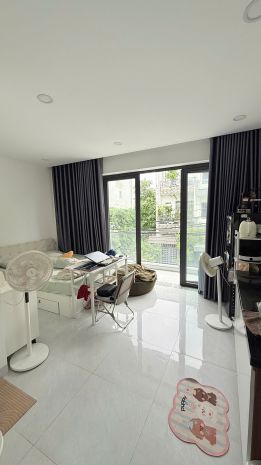 Cần sang nhượng lại chdv 4 tầng 8 phòng vừa ở và có dòng 7620768